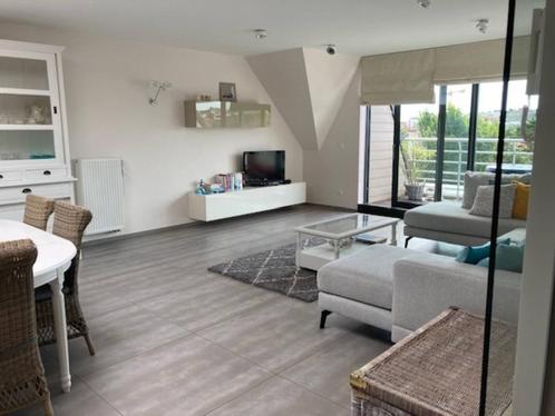 8670 Koksijde - uxueux appartement 2 ch à vendre, Immo, Buitenverblijven te koop, Provincie West-Vlaanderen, Appartement, B