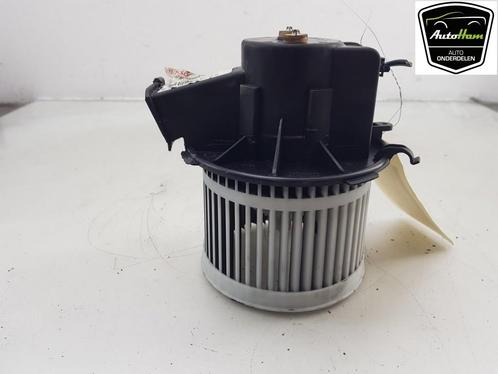 KACHEL VENTILATORMOTOR Ford Ka II (01-2008/05-2016), Auto-onderdelen, Airco en Verwarming, Ford, Gebruikt