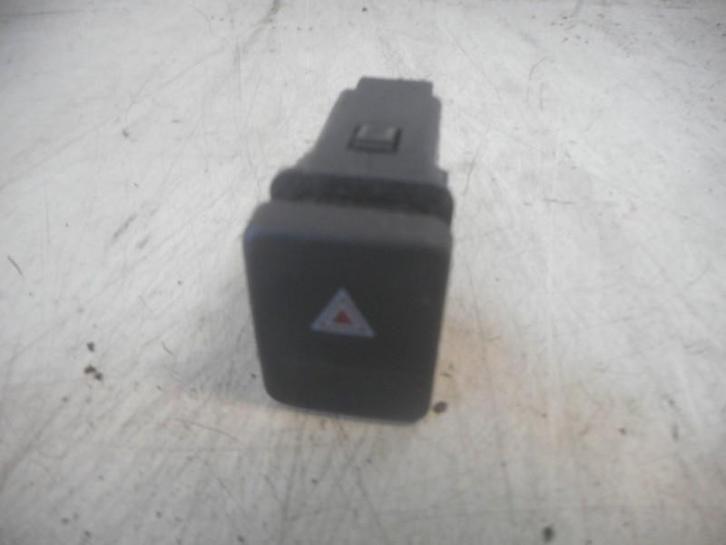 COMMUTATEUR DE FEUX DE DETRESSE MG MGF (01-1995/03-2002), Autos : Pièces & Accessoires, Tableau de bord & Interrupteurs, MG, Utilisé