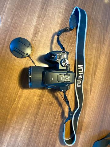 Fujifilm FinePix SL1000 beschikbaar voor biedingen