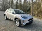 TOYOTA YARIS CROSS HYBRIDE AUTOMAAT 1.5i 116PK 2025 NIEUWST*, Auto's, Stof, 4 cilinders, 1490 cc, Bedrijf