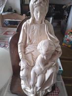 Madonna met kind in houten staander, Antiek en Kunst, Antiek | Religieuze voorwerpen, Ophalen