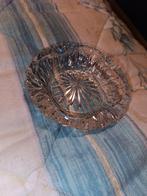 Glazen assenbak, Enlèvement