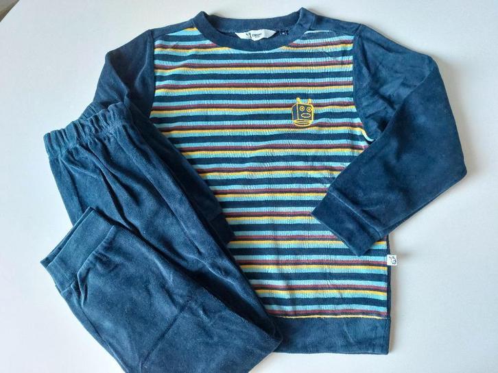 Pyjama jongen 10j ESKIMO zacht fluweel robot, Kinderen en Baby's, Kinderkleding | Maat 140, Zo goed als nieuw, Jongen, Nacht- of Onderkleding