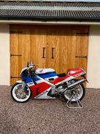 Rechercher honda vfr 400, Motoren, Ophalen of Verzenden