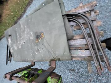 Vrachtwagen tent beschikbaar voor biedingen