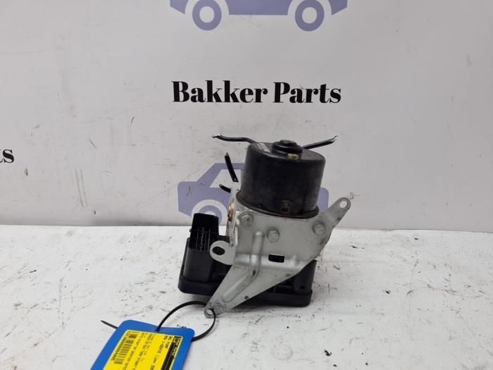 ABS Pomp van een BMW 1-Serie, Auto-onderdelen, Elektronica en Kabels, BMW, Gebruikt, 3 maanden garantie