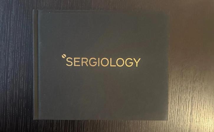 Sergiologie, Livres, Art & Culture | Arts plastiques, Comme neuf, Enlèvement ou Envoi