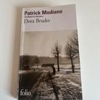 Patrick Modiano - Dora Bruder, Boeken, Ophalen of Verzenden, Gelezen, Patrick Modiano