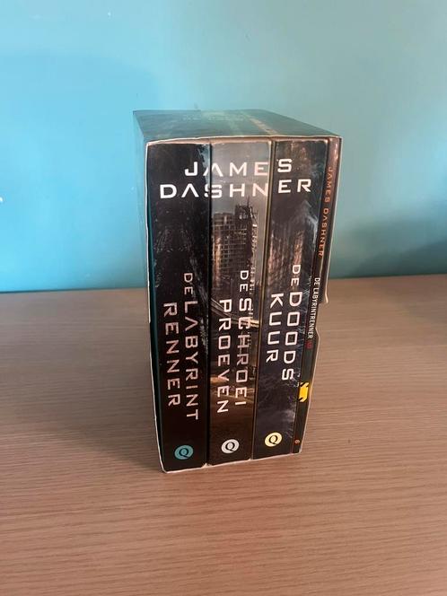 James Dashner - De Labyrintrenner trilogie, Boeken, Kinderboeken | Jeugd | 13 jaar en ouder, Ophalen of Verzenden