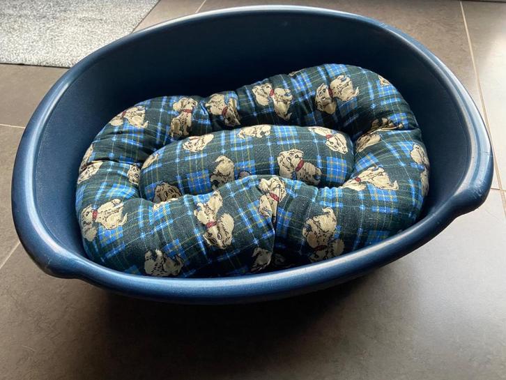 Hondenmandje, Dieren en Toebehoren, Hondenmanden, Zo goed als nieuw, Ophalen of Verzenden