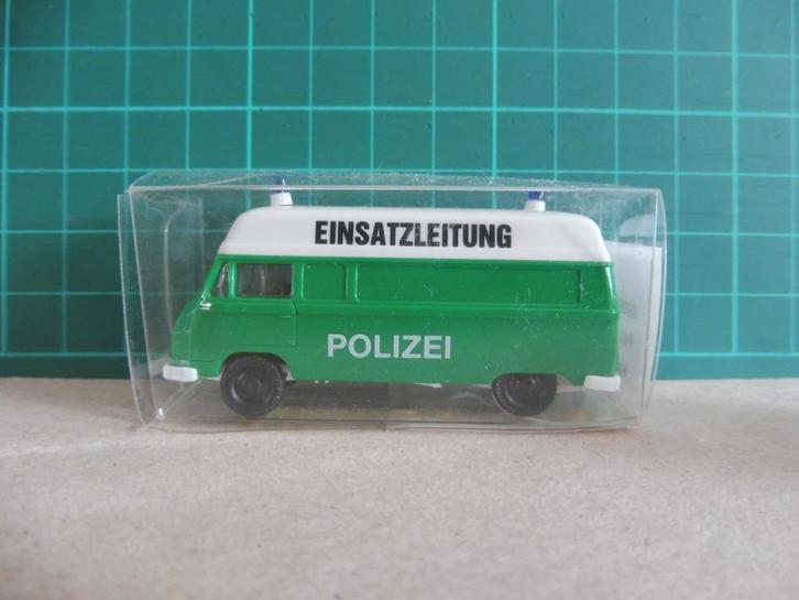 1:87 I.M.U. IMU 09005 Hanomag Henschel F25 1967-1973 Polizei, Hobby en Vrije tijd, Modelauto's | 1:87, Zo goed als nieuw, Auto