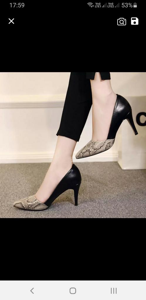 Escarpins pointure 40, Ophalen of Verzenden, Zo goed als nieuw, Pumps