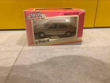 Fiat Croma  polistil 02216 in original box 1/25 disponible aux enchères