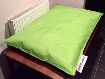 Heel leuke grote Sit & Joy Zitzak. Kleur: Lime., Huis en Inrichting, Zitzakken, Ophalen of Verzenden, Zo goed als nieuw, Groen