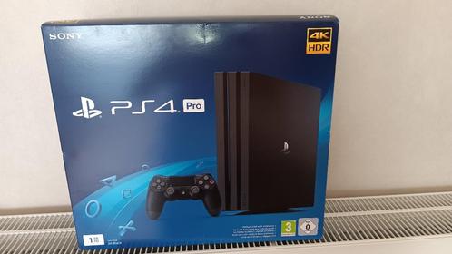 PS4 Pro 1TB + 2 controllers + oplaadstation + 5 games, Games en Spelcomputers, Spelcomputers | Sony PlayStation 4, Zo goed als nieuw