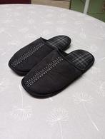 P40 Pantoufles homme neuves, Enlèvement ou Envoi, Pantoufles