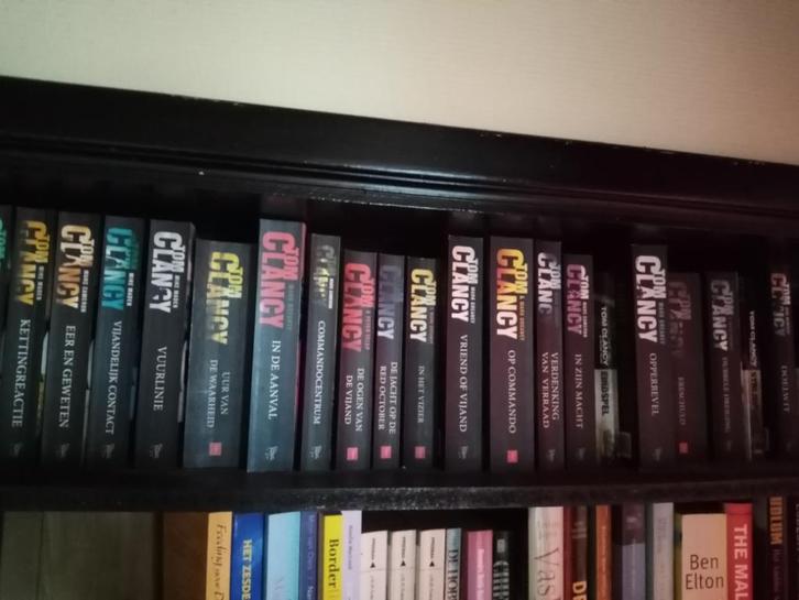 TOM CLANCY,  21 boeken, Boeken, Thrillers, Zo goed als nieuw, België, Ophalen of Verzenden