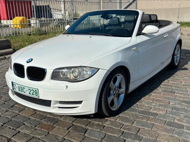 BMW 118i Cabrio Automaat, Auto's, BMW, Bedrijf, Te koop, 1 Reeks, Benzine, Euro 5, Cabriolet, Automaat, Wit, Zwart, Leder, Ophalen