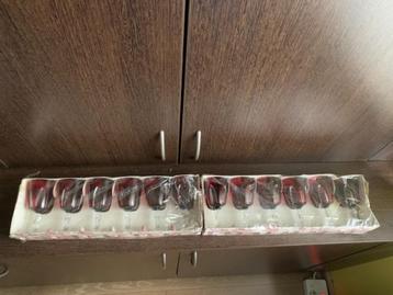 12 vintage wijnglazen beschikbaar voor biedingen