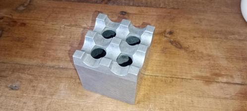 Ultima kleine asbak met aluminium design, Verzamelen, Rookartikelen, Aanstekers en Luciferdoosjes, Gebruikt, Asbak, Ophalen of Verzenden
