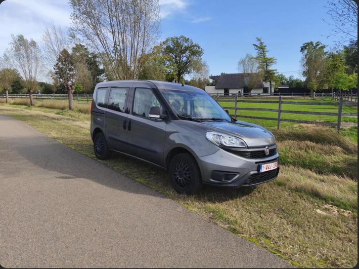 Fiat Doblo au GNC, Autos, Fiat, Particulier, Doblo, Airbags, Bluetooth, Verrouillage central, Barres de toit, Rétroviseurs électriques