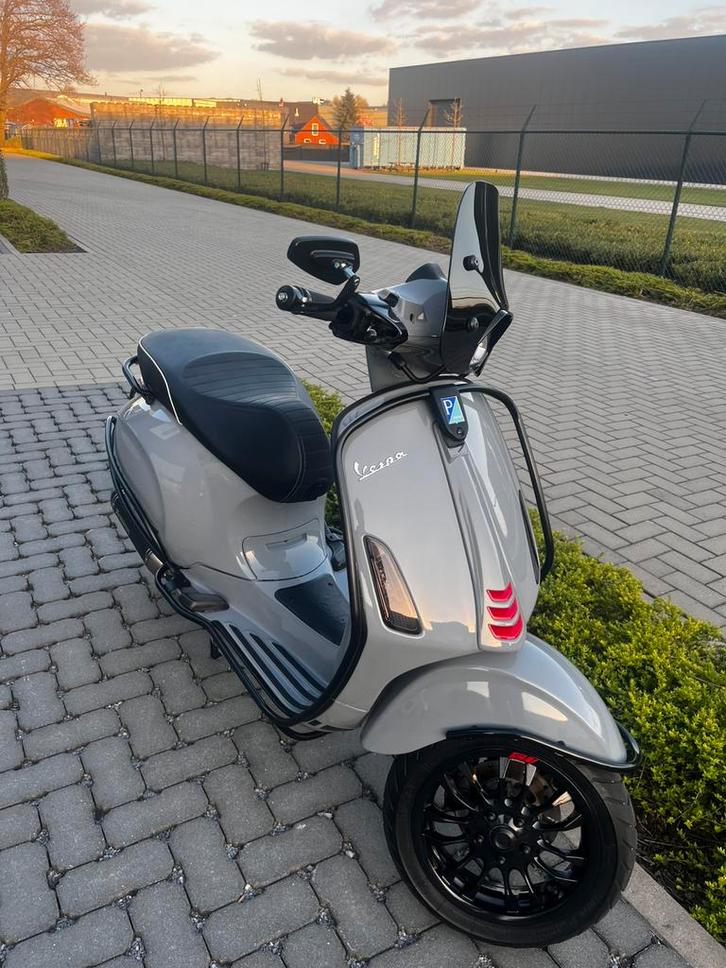 vespa sprint s, Vélos & Vélomoteurs, Scooters | Vespa, Comme neuf, Vespa S, Classe B (45 km/h), Enlèvement