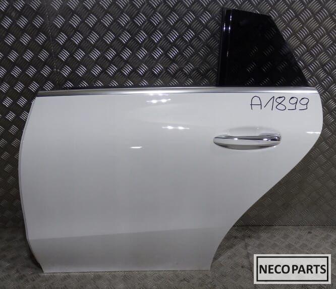 CLA W118 PORTIER DEUR ACHTERPORTIER ACHTERDEUR LINKS U149, Autos : Pièces & Accessoires, Carrosserie & Tôlerie, Mercedes-Benz