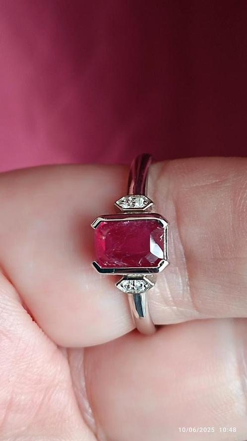Ring van geplatineerd sterling zilver met robijn en gecertif, Handtassen en Accessoires, Ringen, Nieuw, Zilver, Zilver, Ophalen of Verzenden