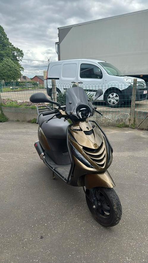 Piaggio zip 4t, Fietsen en Brommers, Scooters | Piaggio, Gebruikt, Zip, Klasse A (25 km/u), Benzine, Ophalen