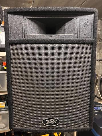2x Peavy  PRO-15 pa luidsprekers 500w RMS  beschikbaar voor biedingen