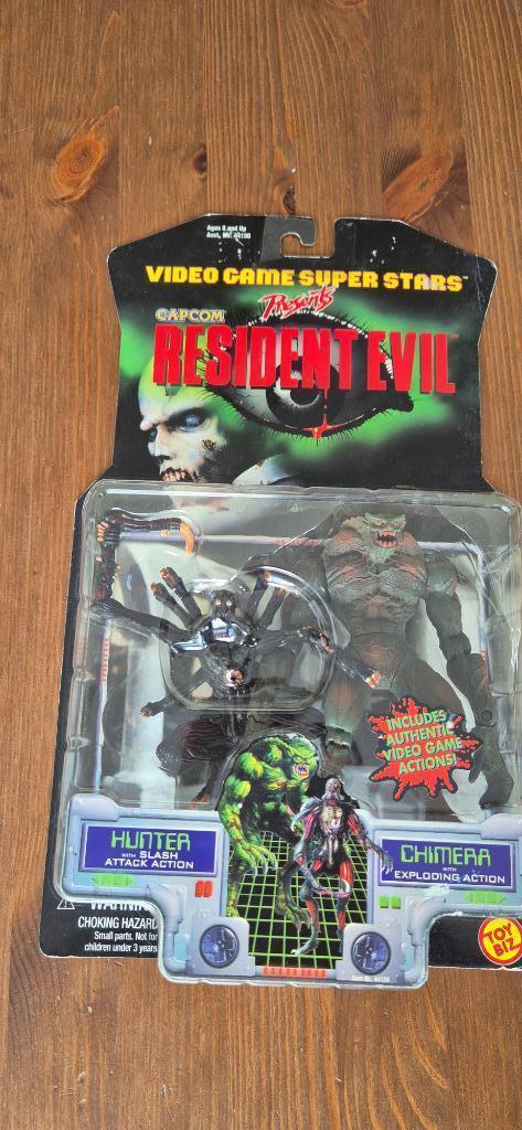 Toybiz Capcom Resident Evil Hunter & Chimera actiefigg uit 1, Verzamelen, Beelden en Beeldjes, Nieuw, Overige typen, Ophalen of Verzenden
