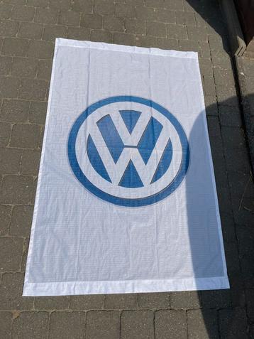Vlag volkswagen beschikbaar voor biedingen