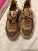 Sneakers goud met bruin, Kleding | Dames, Schoenen, Ophalen, Zo goed als nieuw