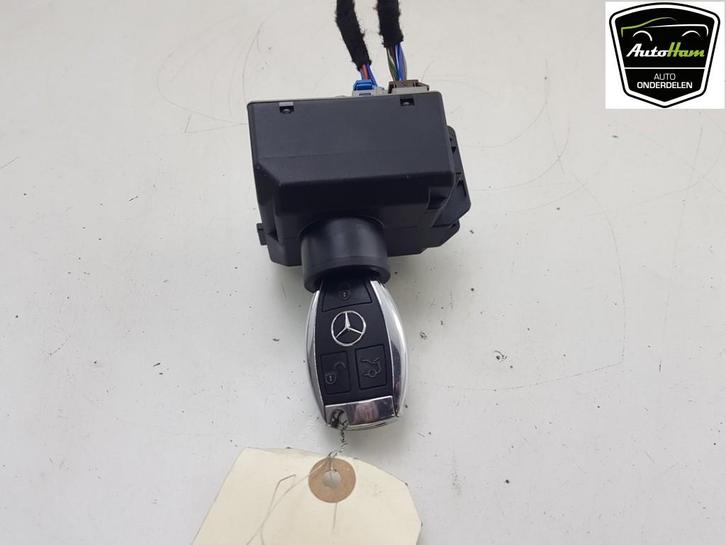 CONTACTSLOT + SLEUTEL CLA (117.3) (|A2469054702|), Auto-onderdelen, Overige Auto-onderdelen, Mercedes-Benz, Gebruikt