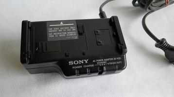 Sony stroomadapter voor cameralader beschikbaar voor biedingen