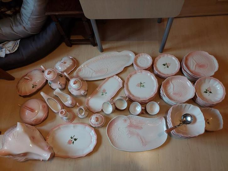 salins-Les-Bains handgeschilderd, Antiek en Kunst, Antiek | Servies compleet, Ophalen