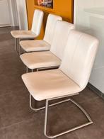 8 IDENTIEKE WITTE LEDEREN STOELEN TE KOOP, Huis en Inrichting, Ophalen, Zo goed als nieuw
