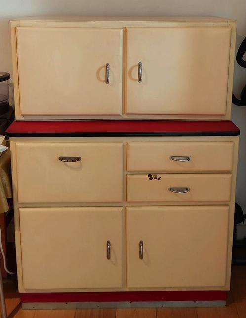 Buffet de cuisine.vintage cubex  à chercher avant le 19 mai, Huis en Inrichting, Kasten | Buffetkasten, Gebruikt, 100 tot 150 cm