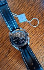 A vendre montre neuve AUGUST STEINER, Handtassen en Accessoires, Horloges | Heren, Overige merken, Leer, Staal, Polshorloge