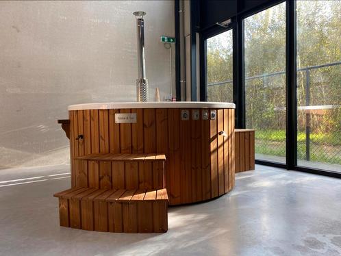 Houtgestookte hottub “Tobbe”, Tuin en Terras, Bubbelbaden en Hottubs, Nieuw, Vast, Trap, Ophalen of Verzenden