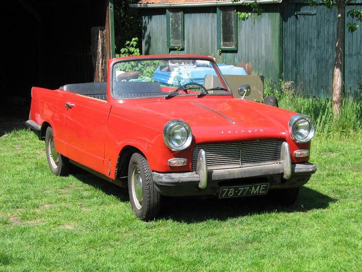 drie engelse auto's in één koop, oldtimer Wolseley Triumph, Auto's, Oldtimers, Particulier, Overige merken, Benzine, Blauw, Blauw