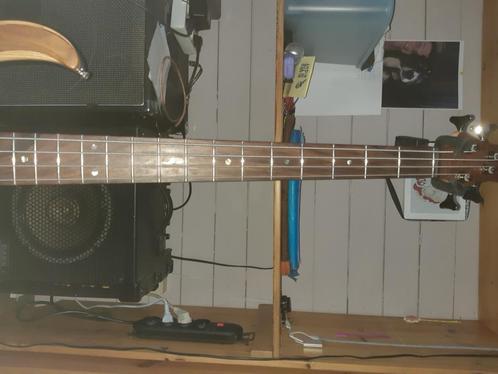 Ibanez BTB 4 string neck trough, Muziek en Instrumenten, Snaarinstrumenten | Gitaren | Bas, Gebruikt, Ophalen of Verzenden