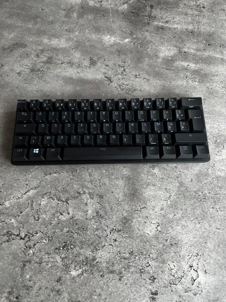 Razer Huntsman Mini (Lineaire Red Switches), Computers en Software, Toetsenborden, Zo goed als nieuw, Azerty, Bedraad, Gaming toetsenbord