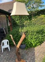 Mooie lamp op hout, Ophalen, Gebruikt, Hout