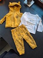 Ensemble roi lion 9mois, Disney, Ophalen of Verzenden, Zo goed als nieuw, Setje