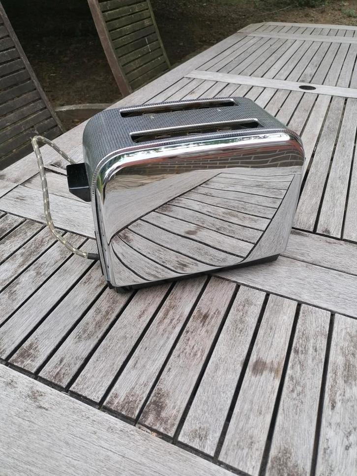 Grille-pain vintage Morphy Richards années 1950 pour déco., Elektronische apparatuur, Broodroosters, Niet werkend, Ophalen