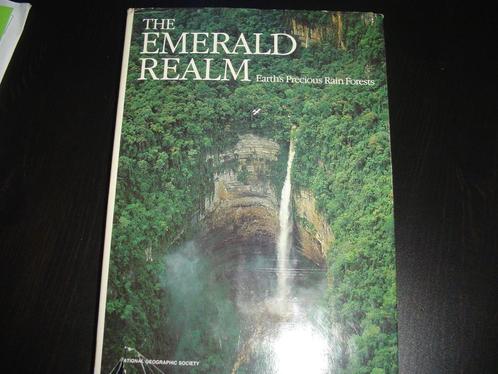 The Emerald Realm, Boeken, Natuur, Zo goed als nieuw, Natuur algemeen, Ophalen of Verzenden