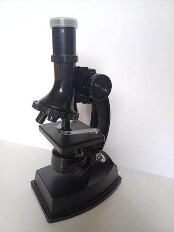 Kindermicroscoop met toebehoren beschikbaar voor biedingen
