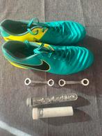 Nike Tiempo voetbalshoes met ijzeren noppen, Sport en Fitness, Voetbal, Ophalen